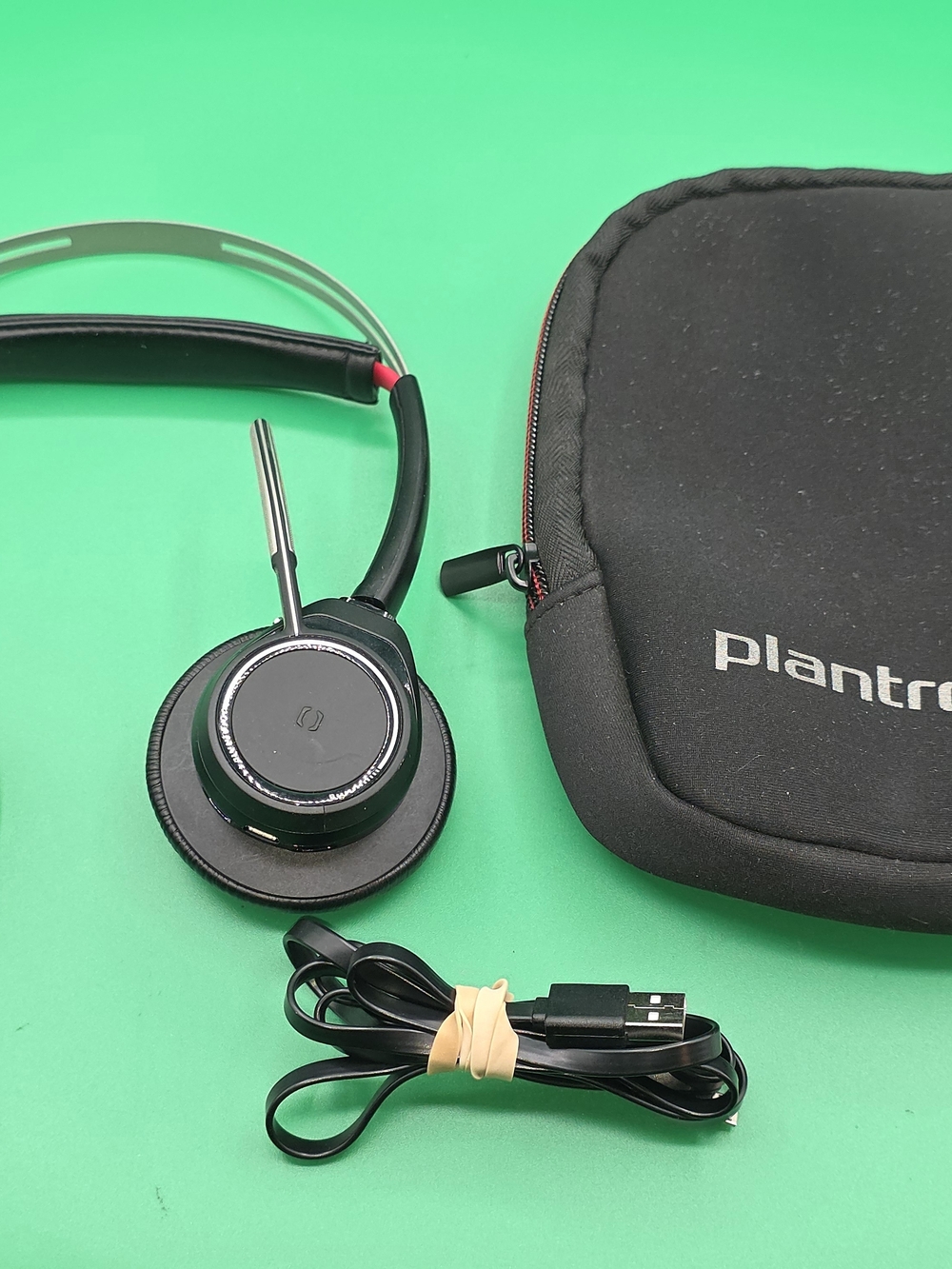 Plantronics Voyager Focus UC (B825) Wireless Headset
